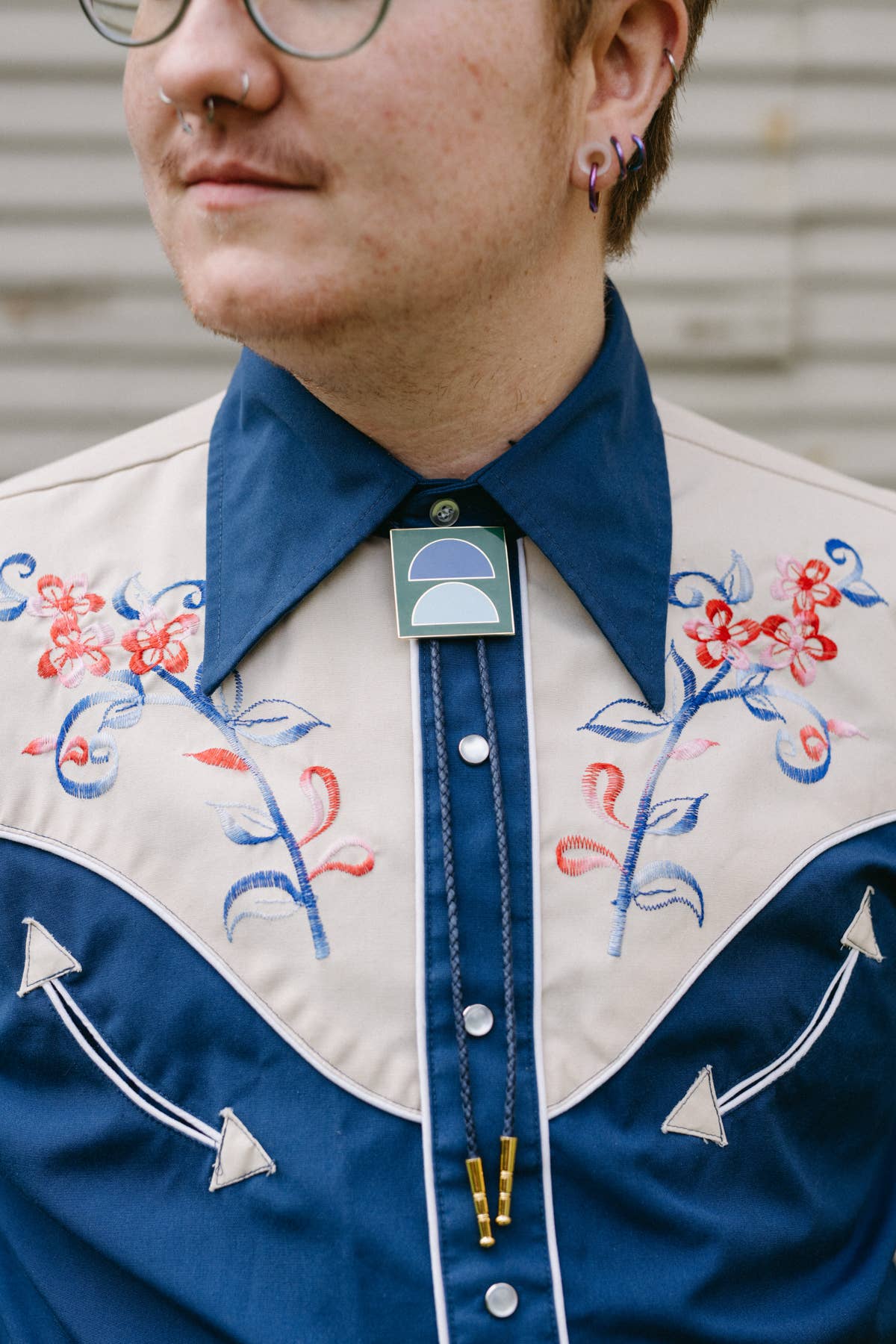 Double Arch Bolo Tie