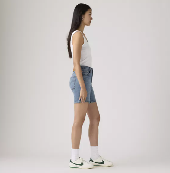 Levi's Mid Thigh Short