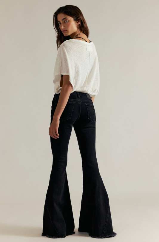 Emre Low-Rise Flare Jeans