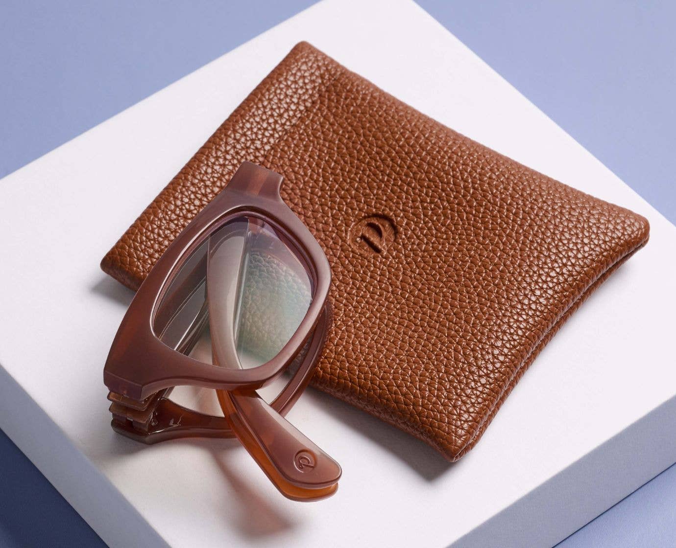 Twofold Glasses