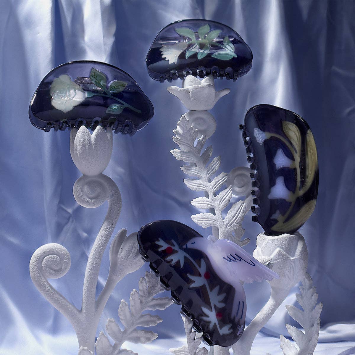 Belladonna Claw Clip