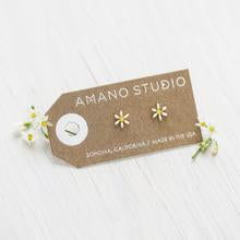 Daisy Studs