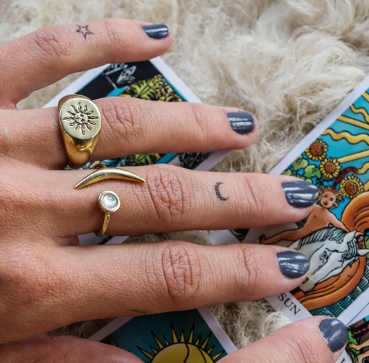 El Sol Signet Ring