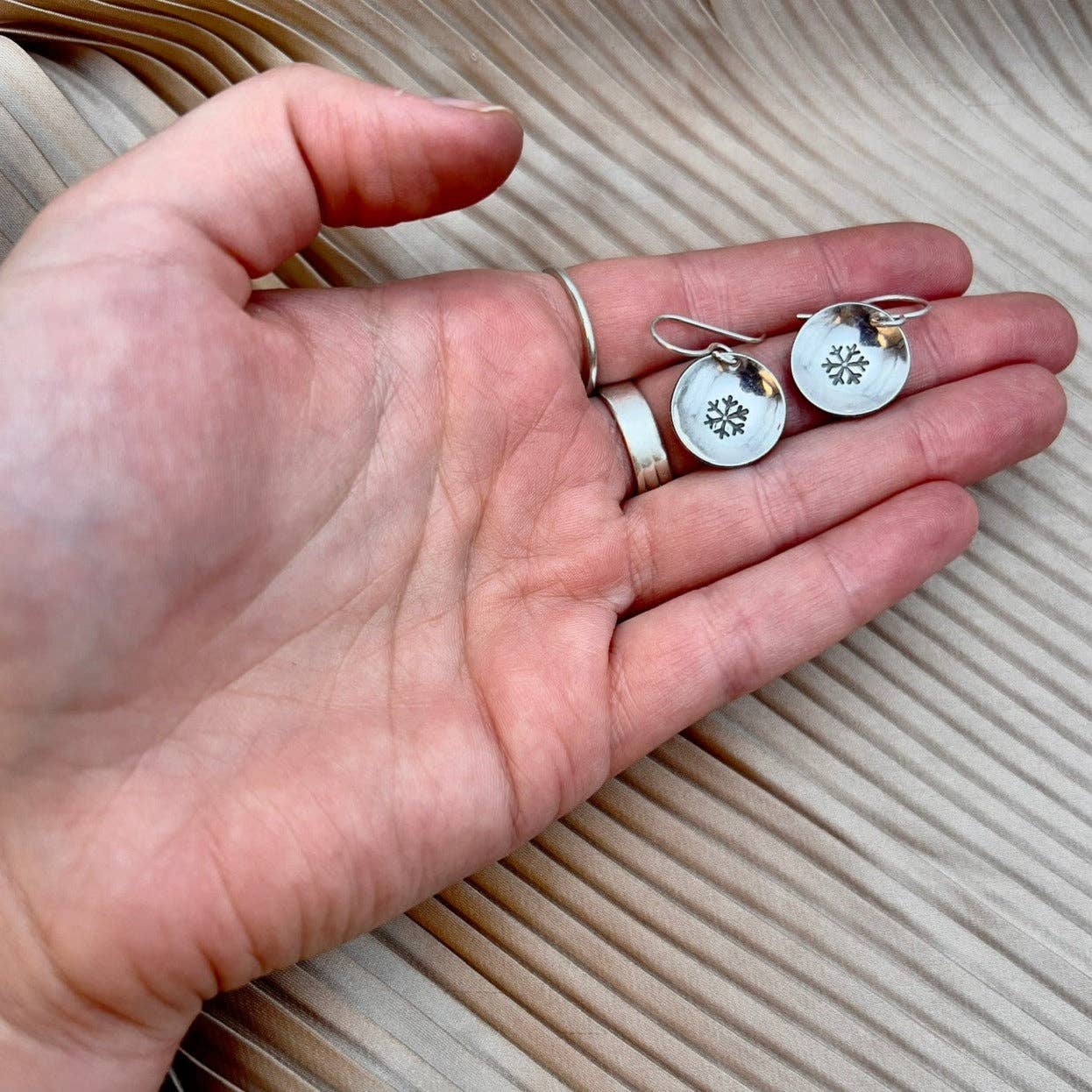 Cove Earrings