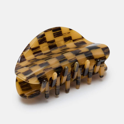 Checker Claw in Mocha