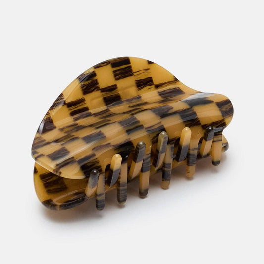 Checker Claw in Mocha