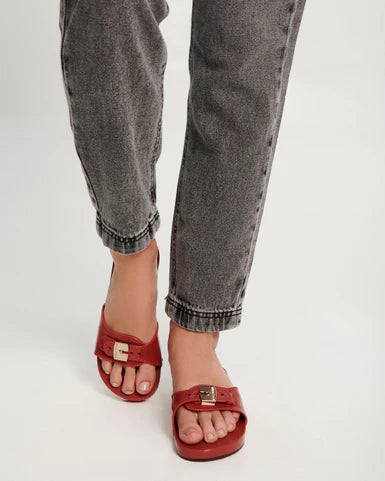Melissa x Scholl Pescura Slides