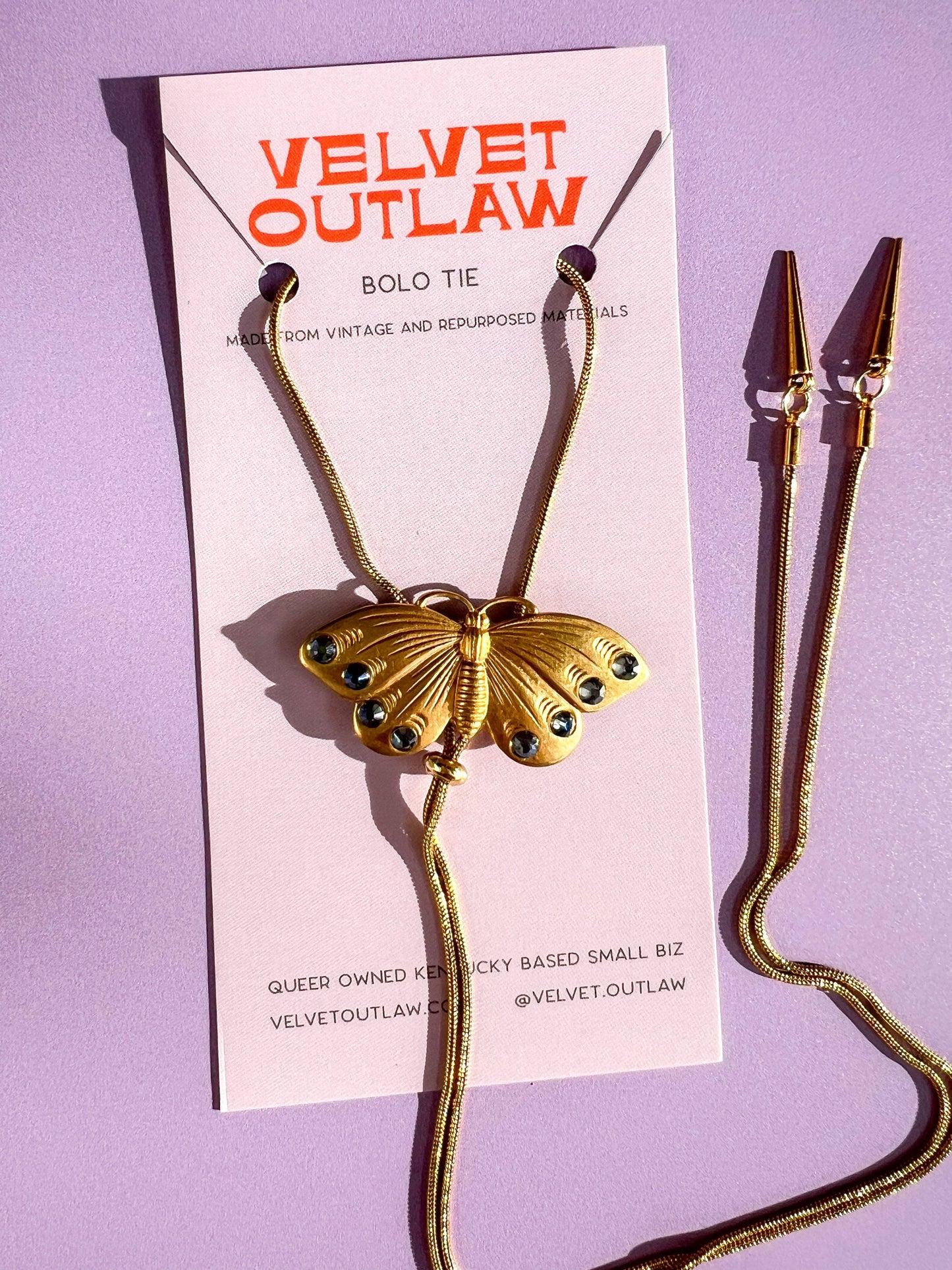 Butterfly Vintage Style Gold Bolo Tie