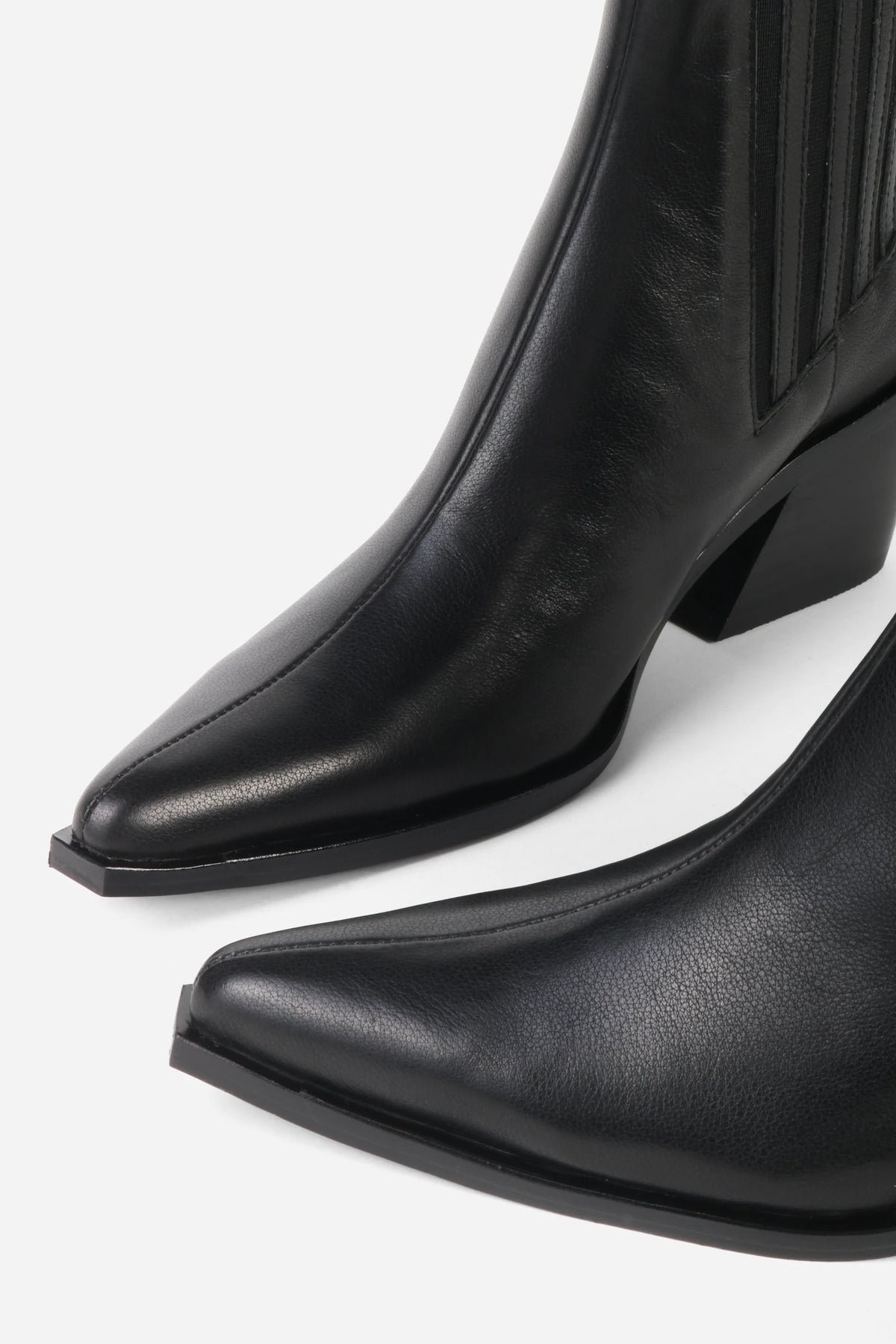 Hillary Boot
