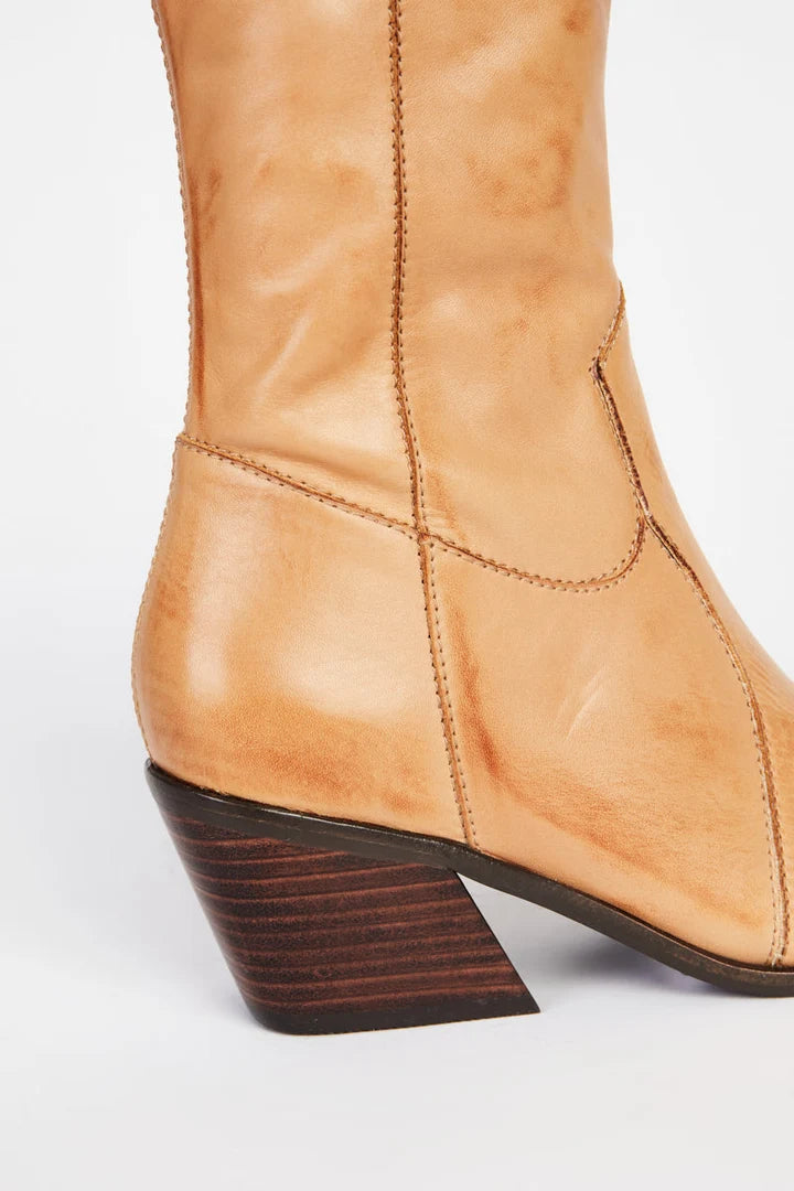 Mattie Boot
