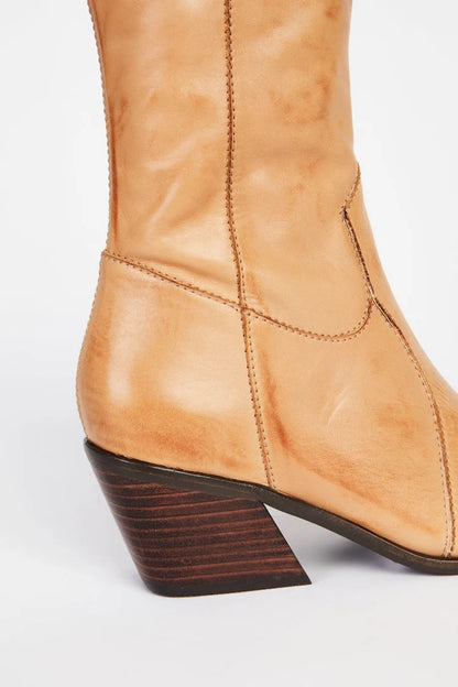 Mattie Boot