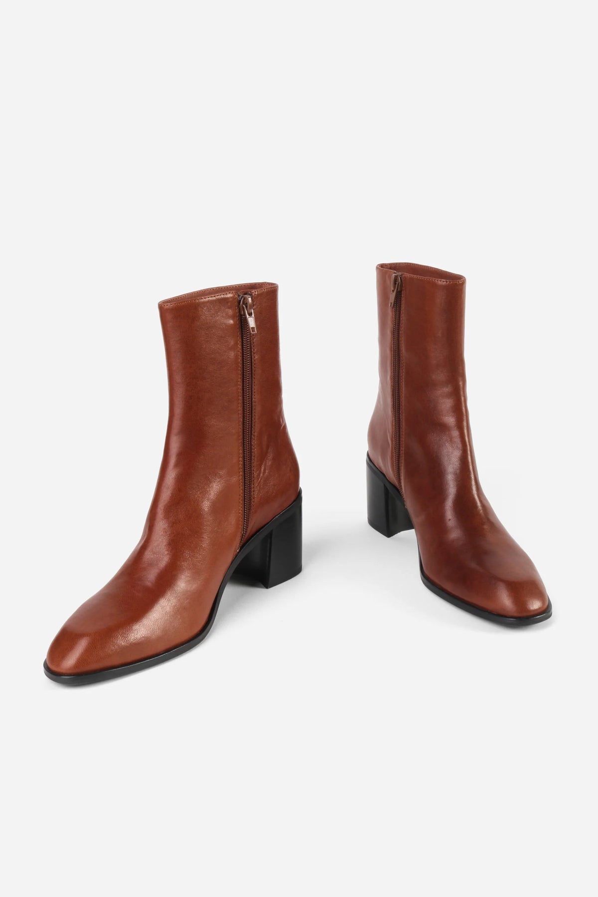 Scorpio Boot