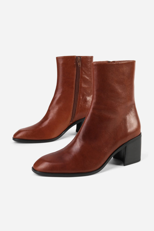 Scorpio Boot