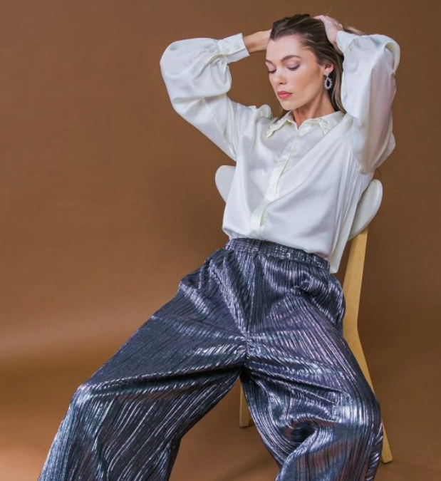 Pure Honey Pleated Pants