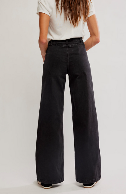Libre Wide Leg Jeans