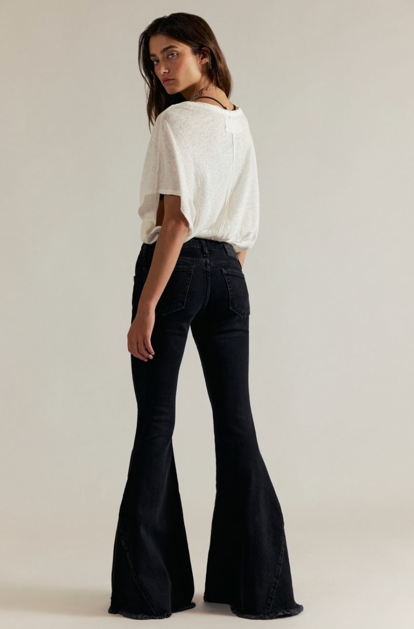 Emre Low-Rise Flare Jeans