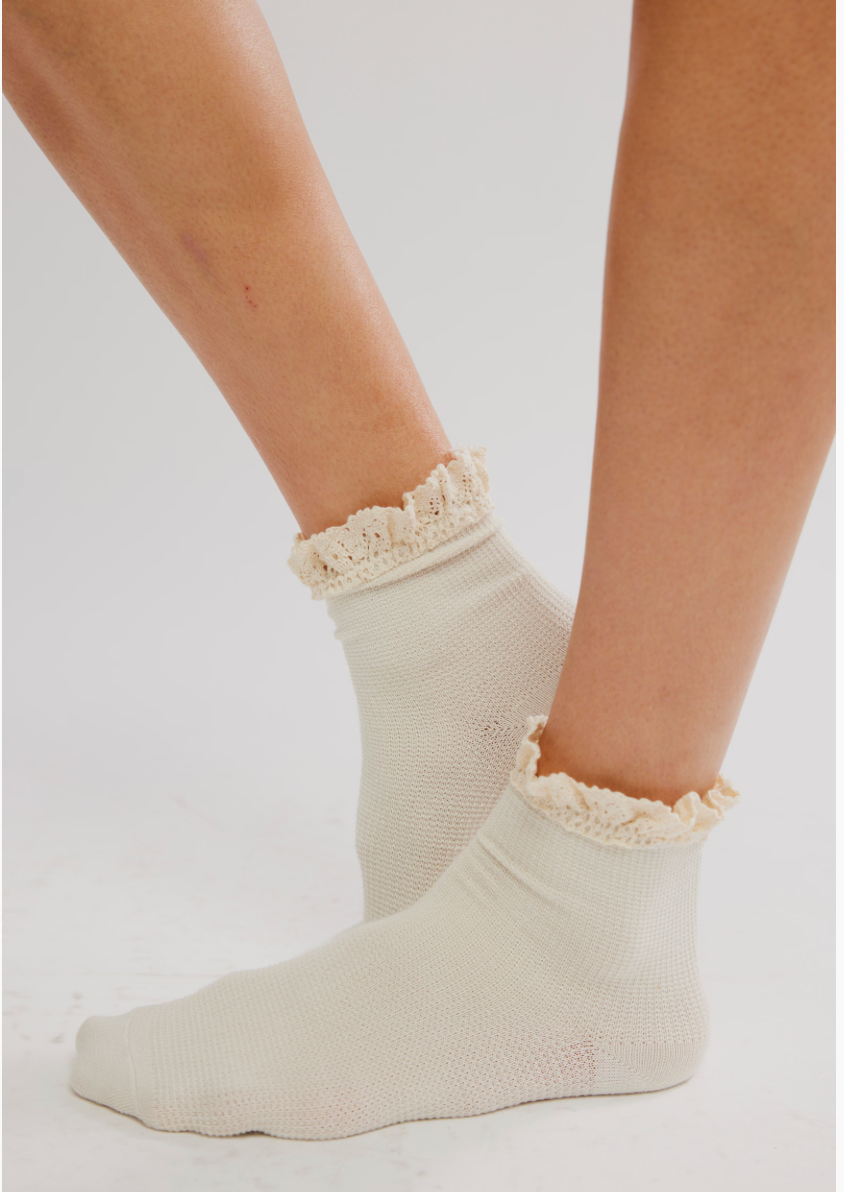 Ruffle Sock Pack