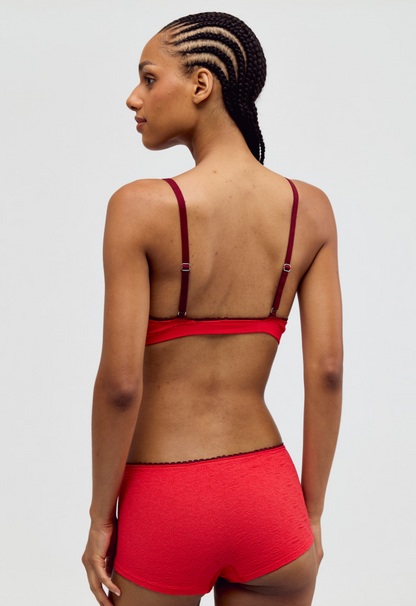Sweet Point Seamless Triangle Bra