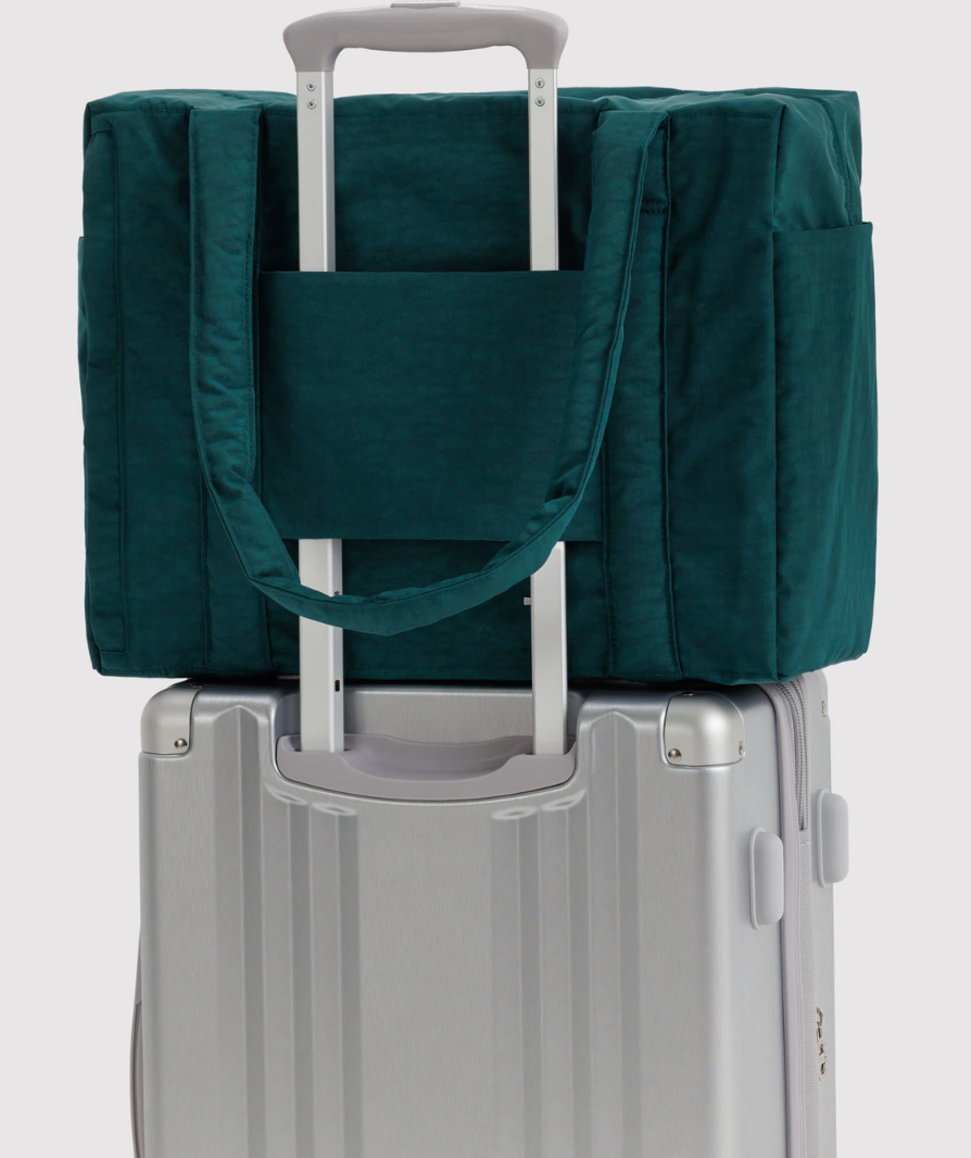 Baggu Small Cloud Carry-on Bag