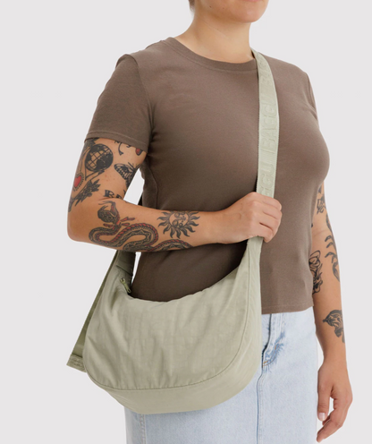 Baggu Medium Nylon Crescent Bag