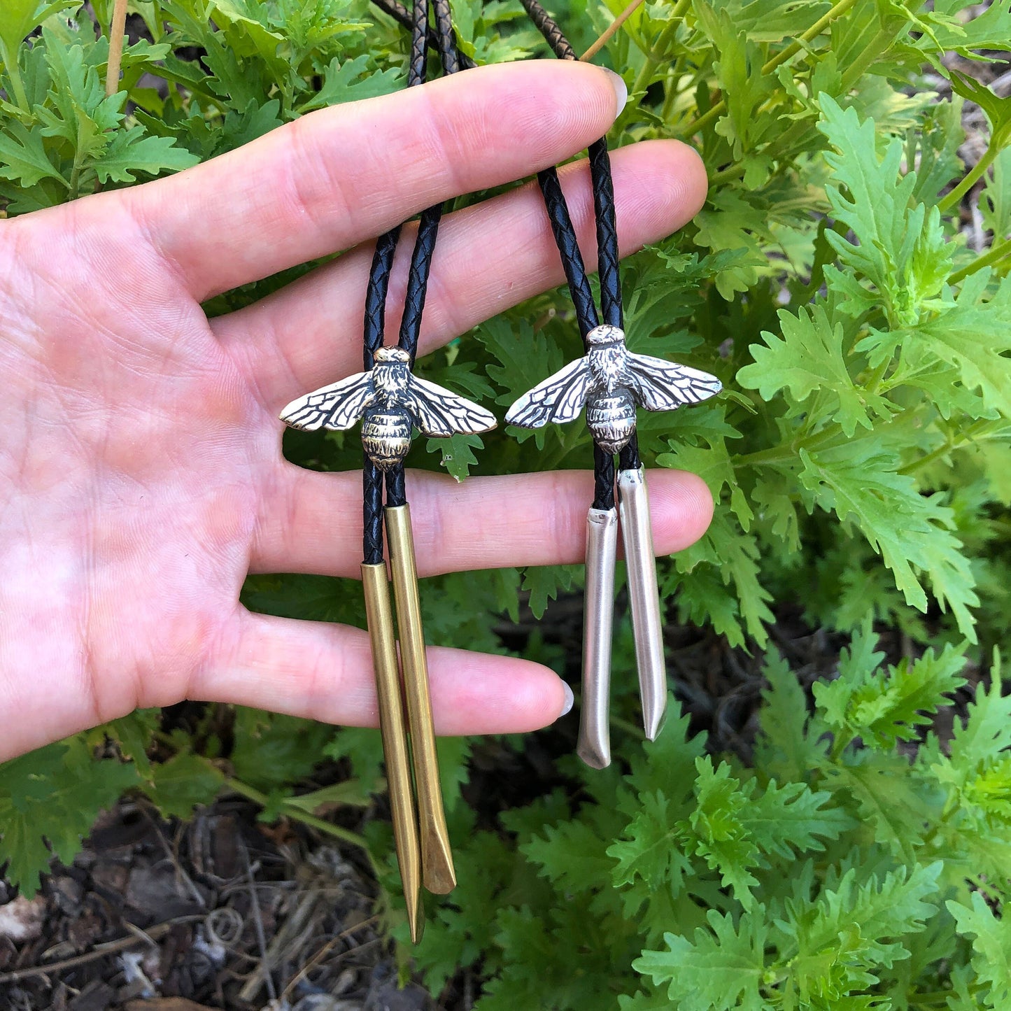 Bee Bolo Tie