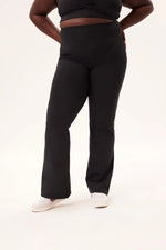 HR Flare Leggings