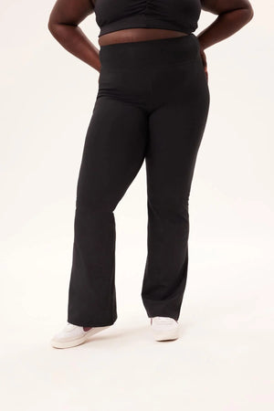 HR Flare Leggings
