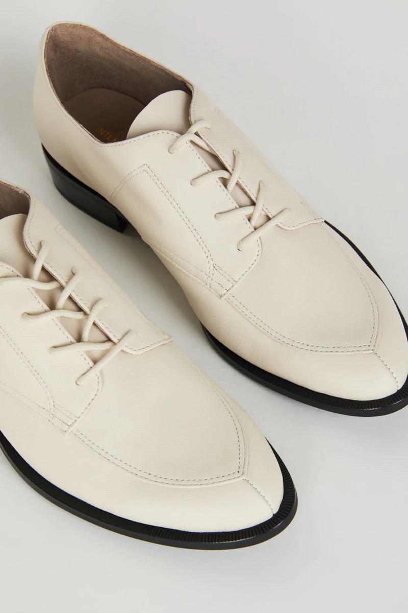 Saintly Oxford Lace Up Shoe