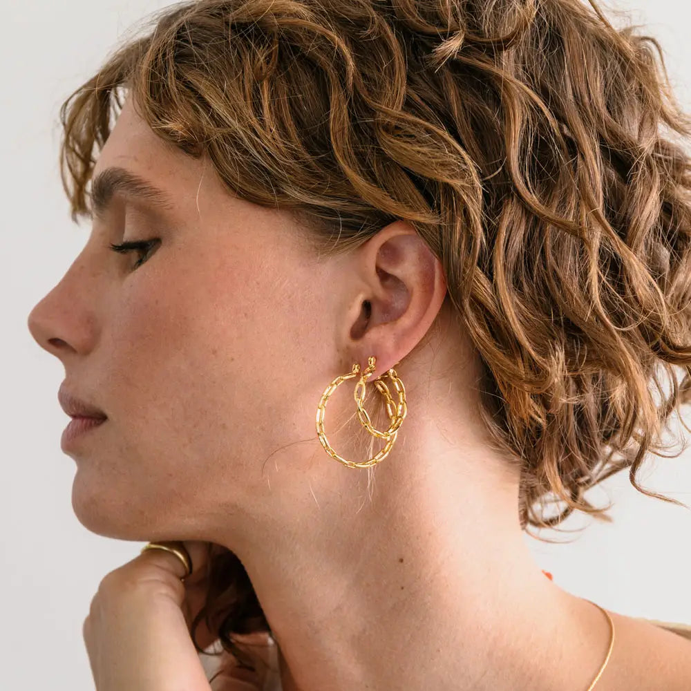 Chain Hoop with Stud