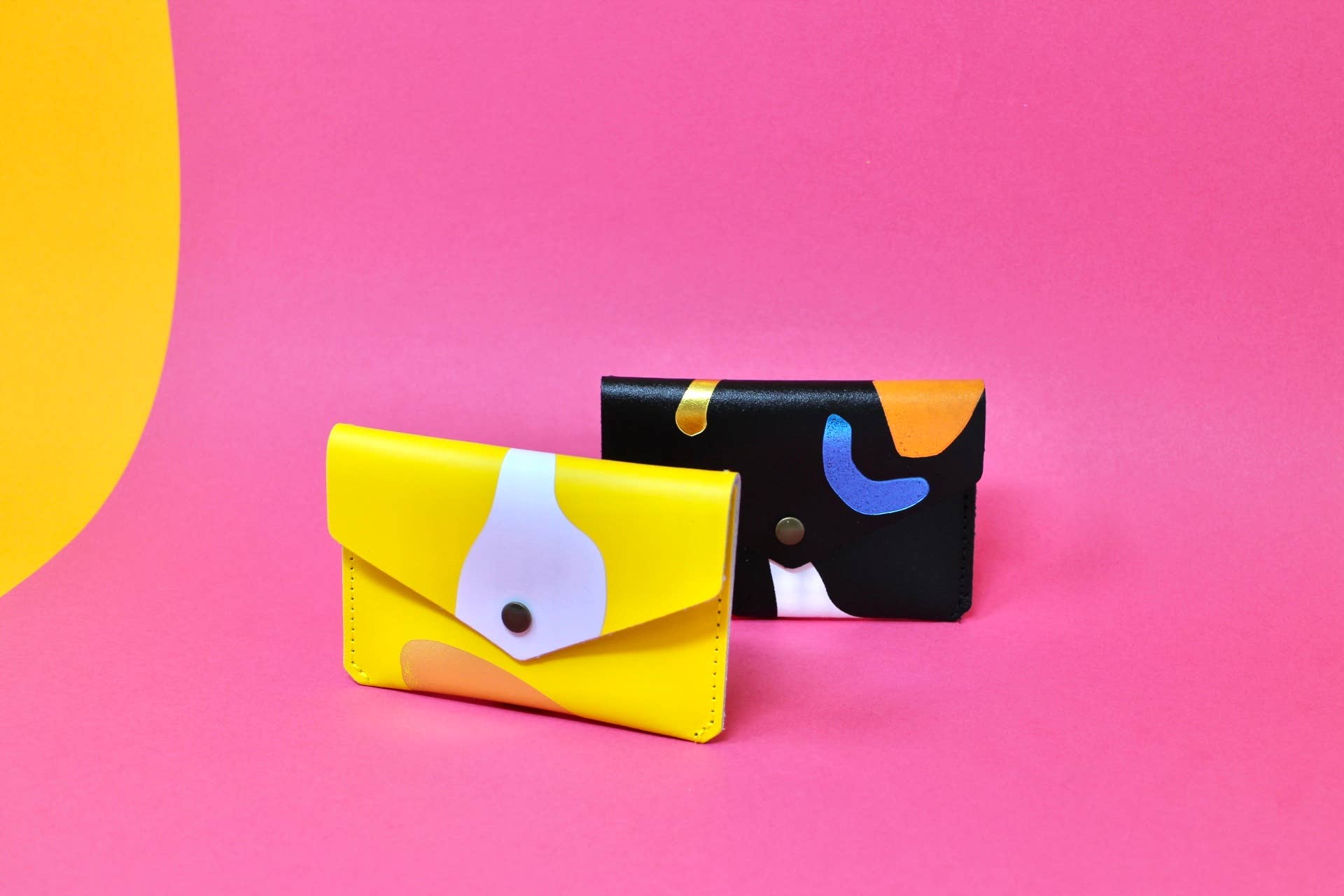 Abstract Popper Wallet