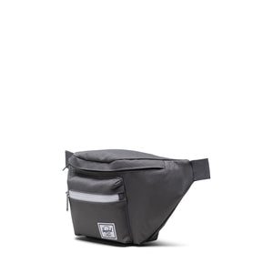 Seventeen Hip Pack