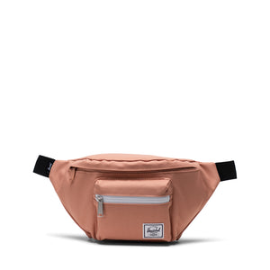 Seventeen Hip Pack